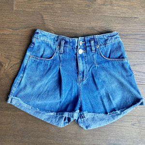 Studio F Rolled Hem High Rise Pleated Denim Blue Jean Shorts Size 2